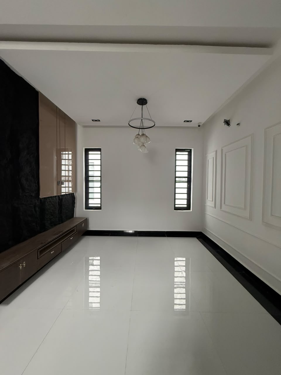 A premium home offering comfort, privacy, and modern convenience in one of Lekki’s sought-after residential locations.