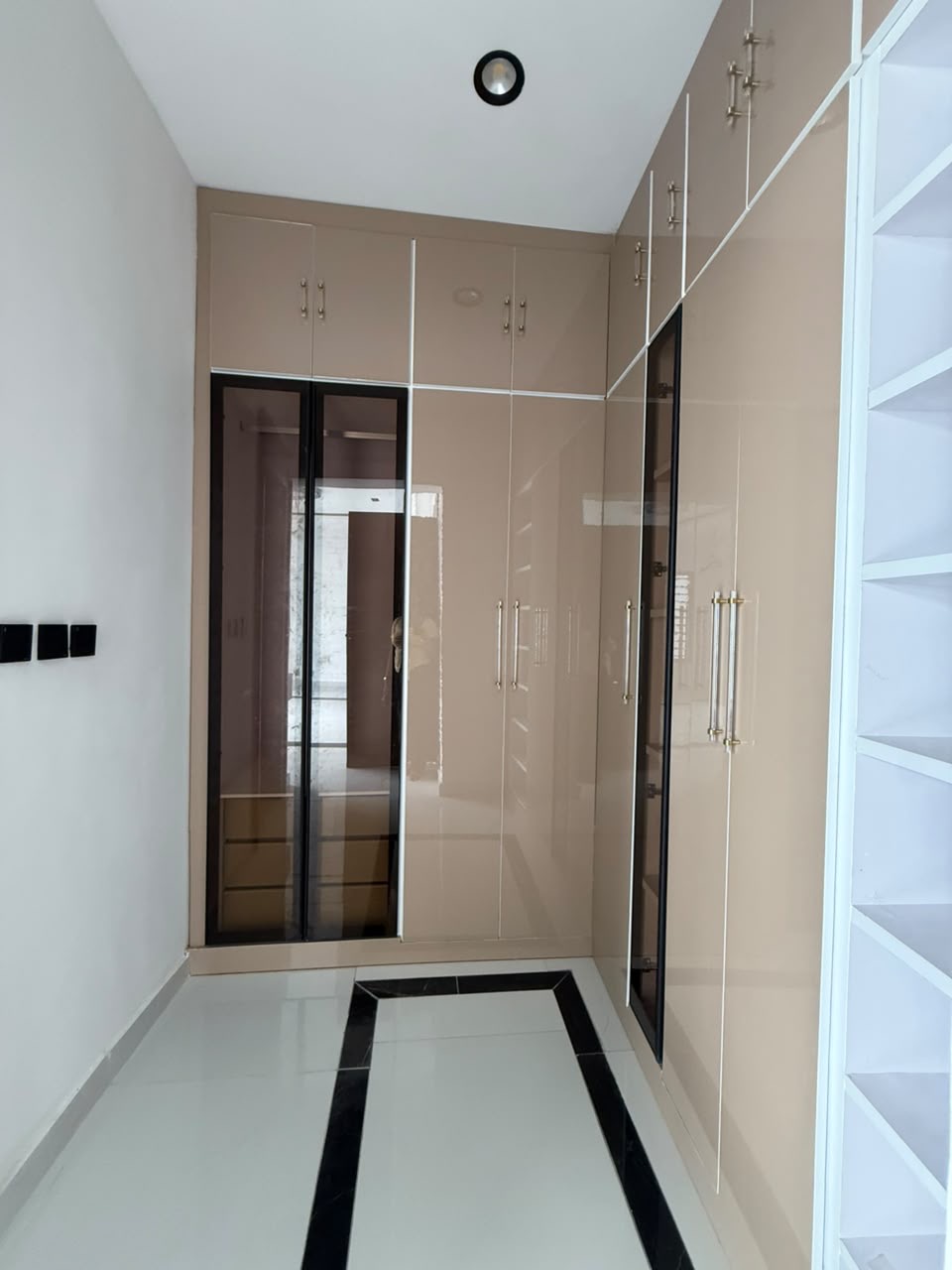 A premium home offering comfort, privacy, and modern convenience in one of Lekki’s sought-after residential locations.