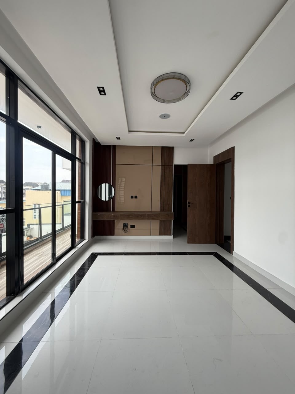 A premium home offering comfort, privacy, and modern convenience in one of Lekki’s sought-after residential locations.