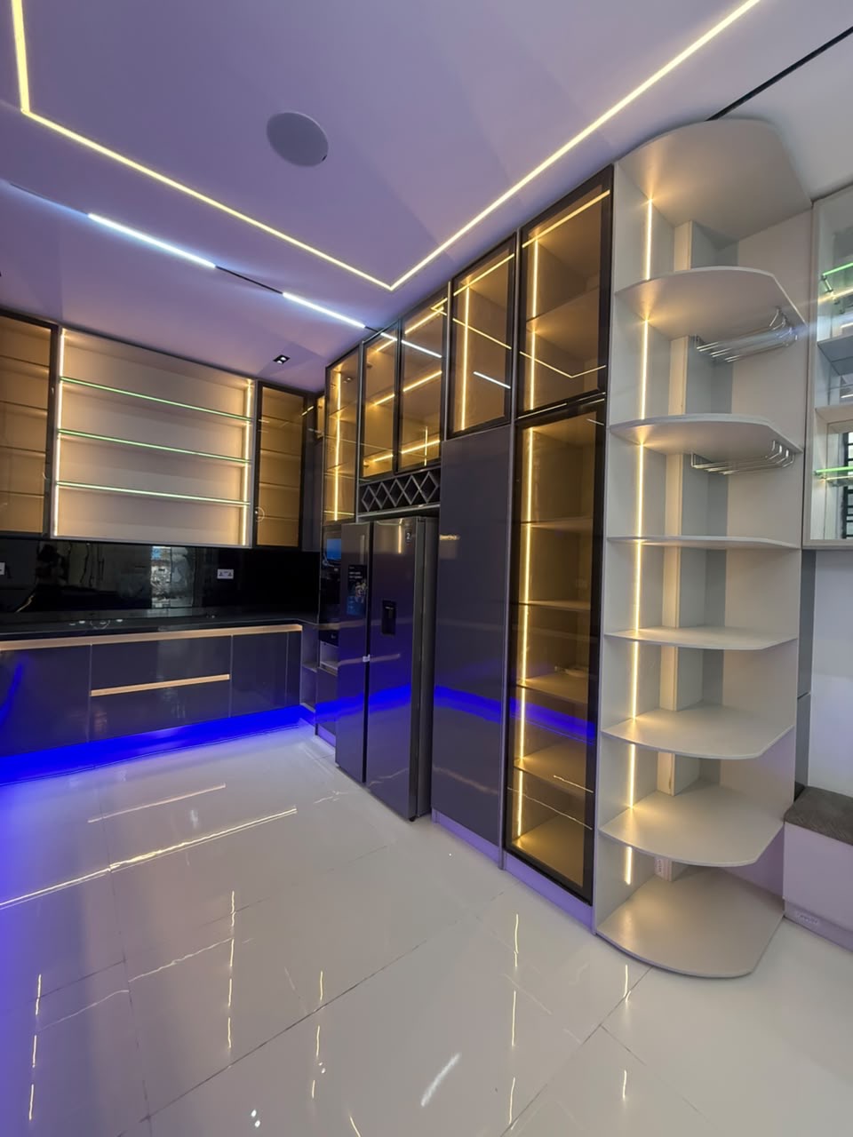 A well-finished contemporary home for buyers who want space, modern technology, privacy, and premium comfort in Orchid, Lekki.