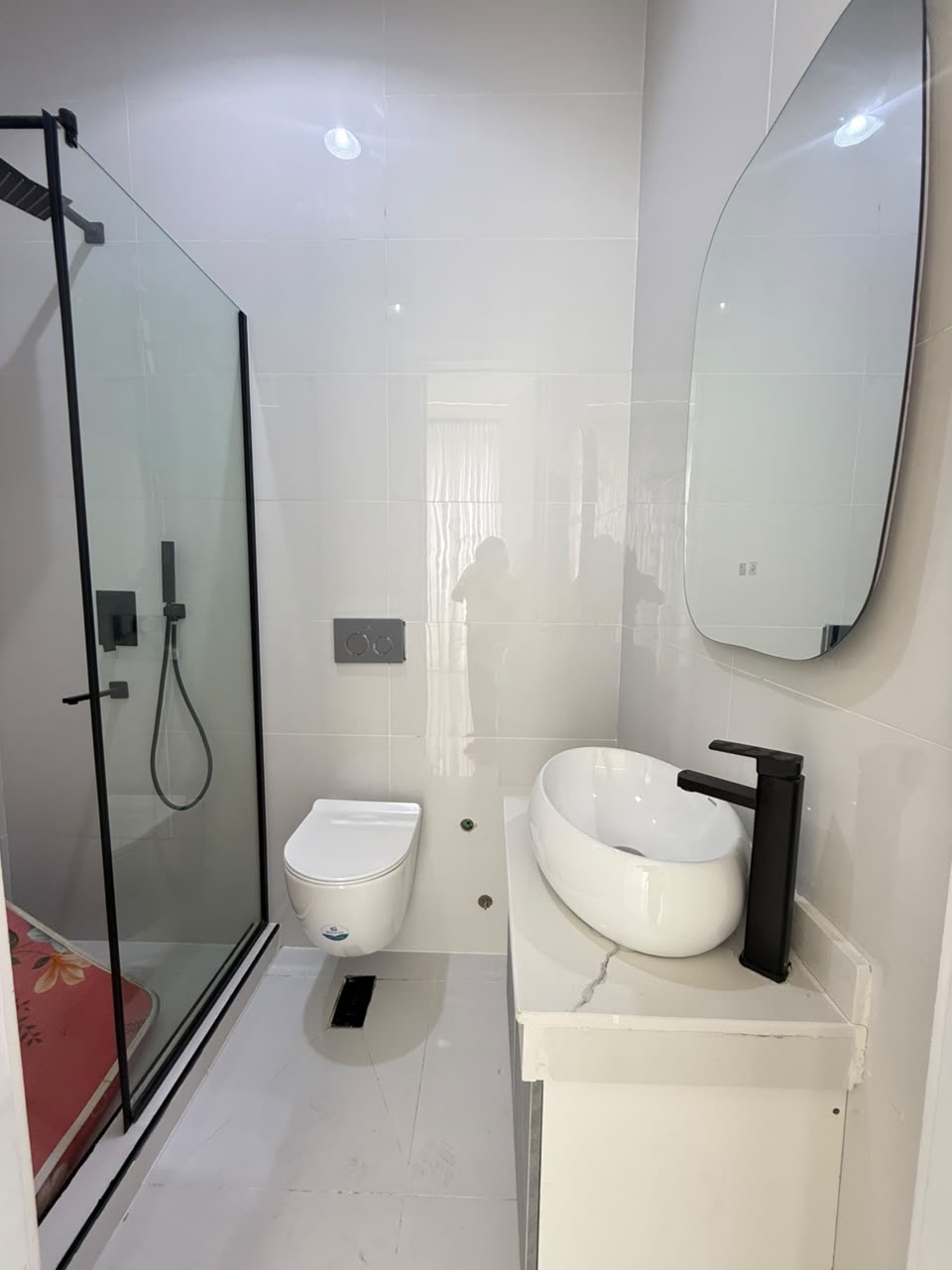 A well-finished contemporary home for buyers who want space, modern technology, privacy, and premium comfort in Orchid, Lekki.