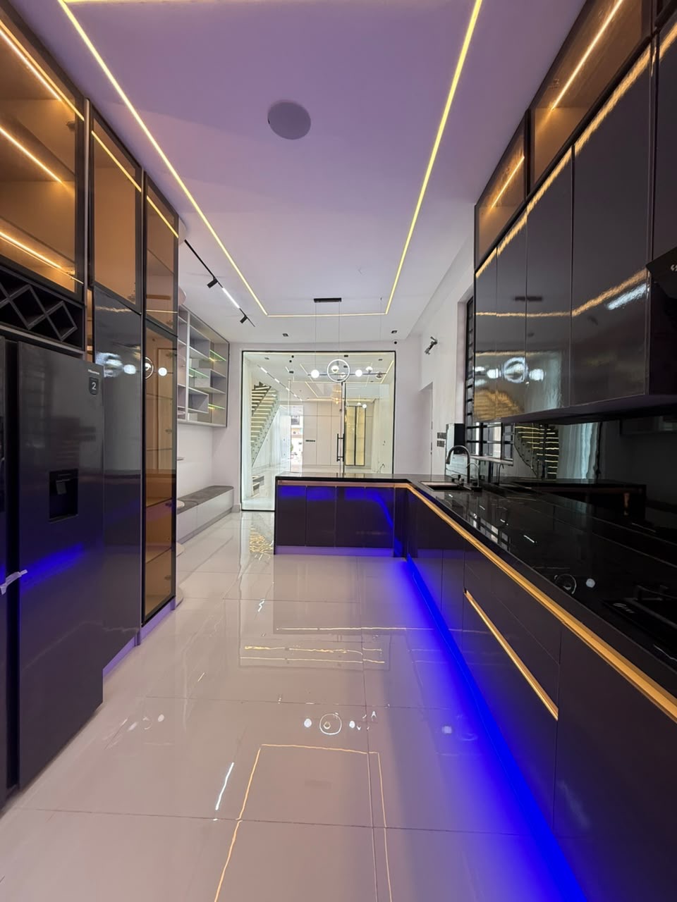 A well-finished contemporary home for buyers who want space, modern technology, privacy, and premium comfort in Orchid, Lekki.