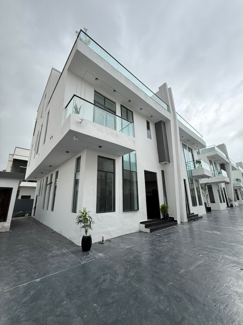 π‘ NEWLY BUILT 5-BEDROOM SEMI-DETACHED DUPLEX FOR SALE
