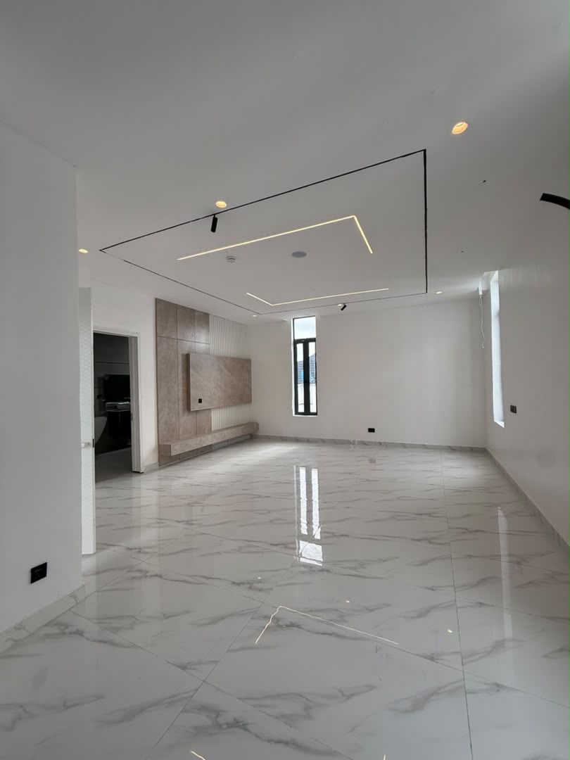 π‘ NEWLY BUILT 5-BEDROOM SEMI-DETACHED DUPLEX FOR SALE