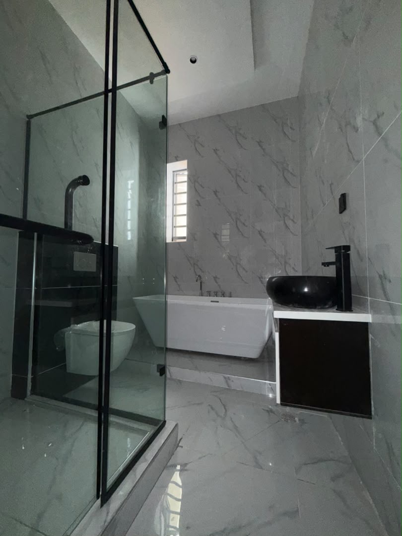 🏡 FOR SALE | 4-BEDROOM SEMI-DETACHED DUPLEX
