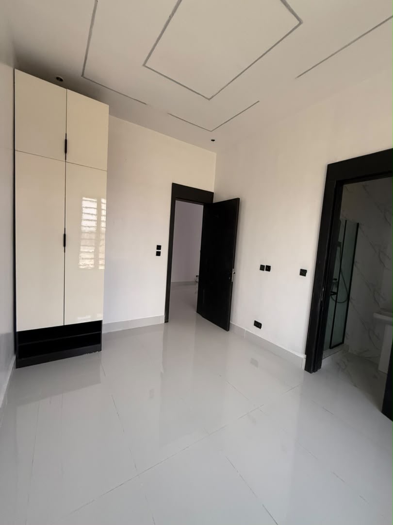 🏡 FOR SALE | 4-BEDROOM SEMI-DETACHED DUPLEX