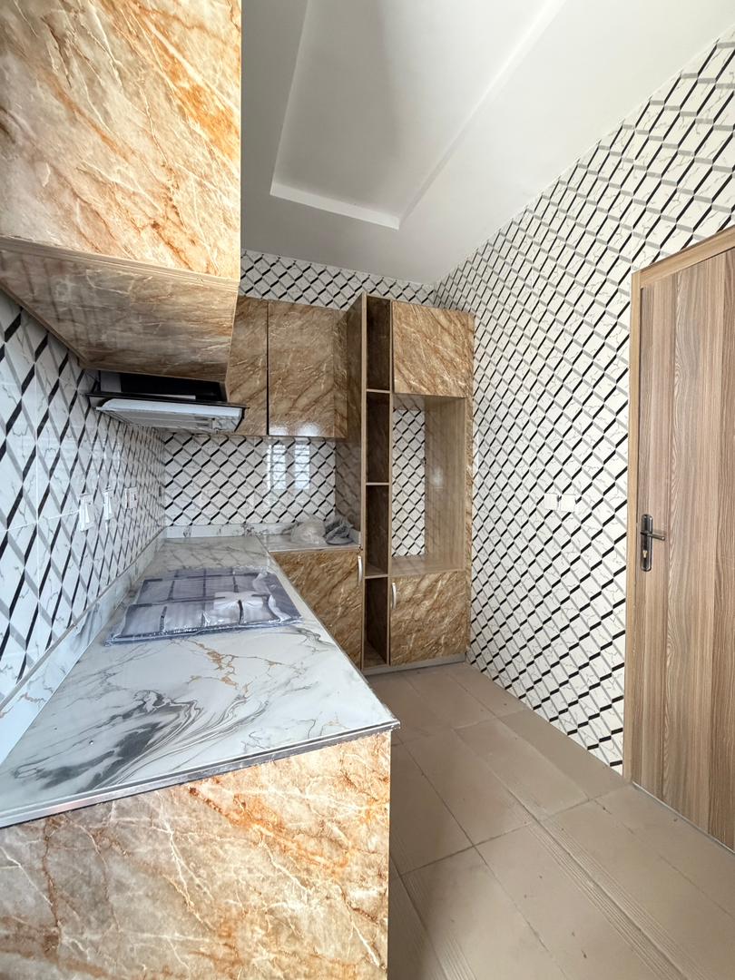 Newly built gorgeous 2bedroom apartment  - image 3