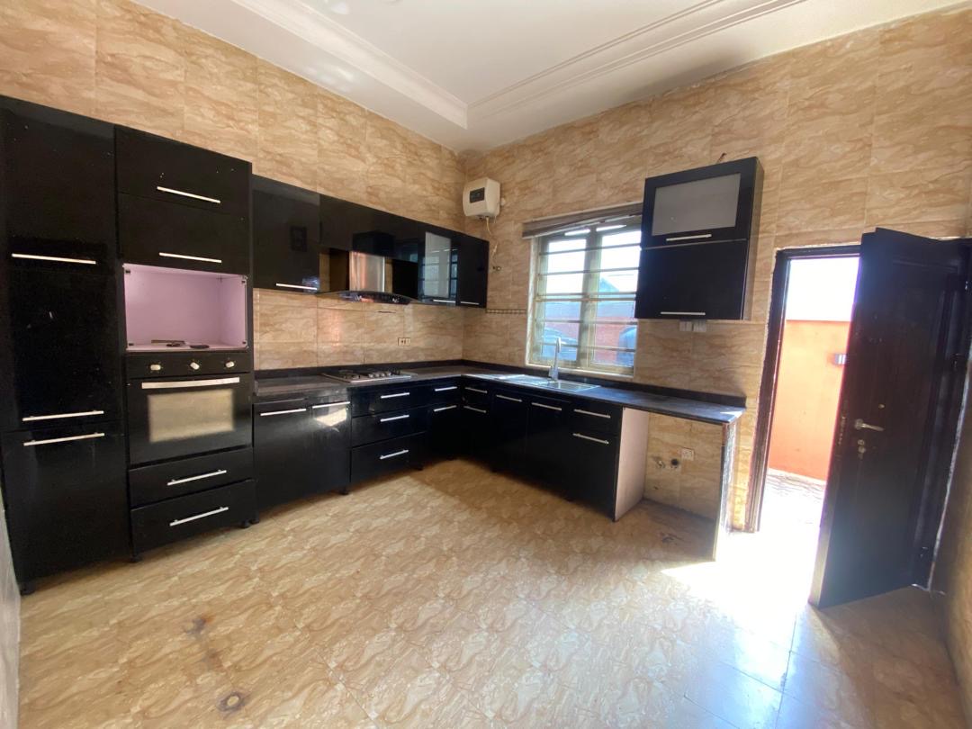 3bedroom semi detached duplex for rent  - image 11