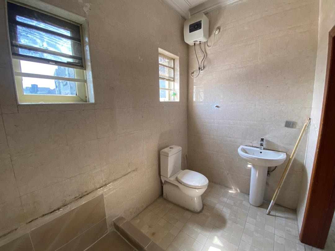 3bedroom semi detached duplex for rent  - image 8