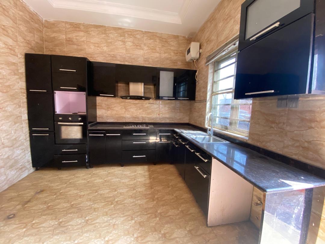 3bedroom semi detached duplex for rent  - image 6