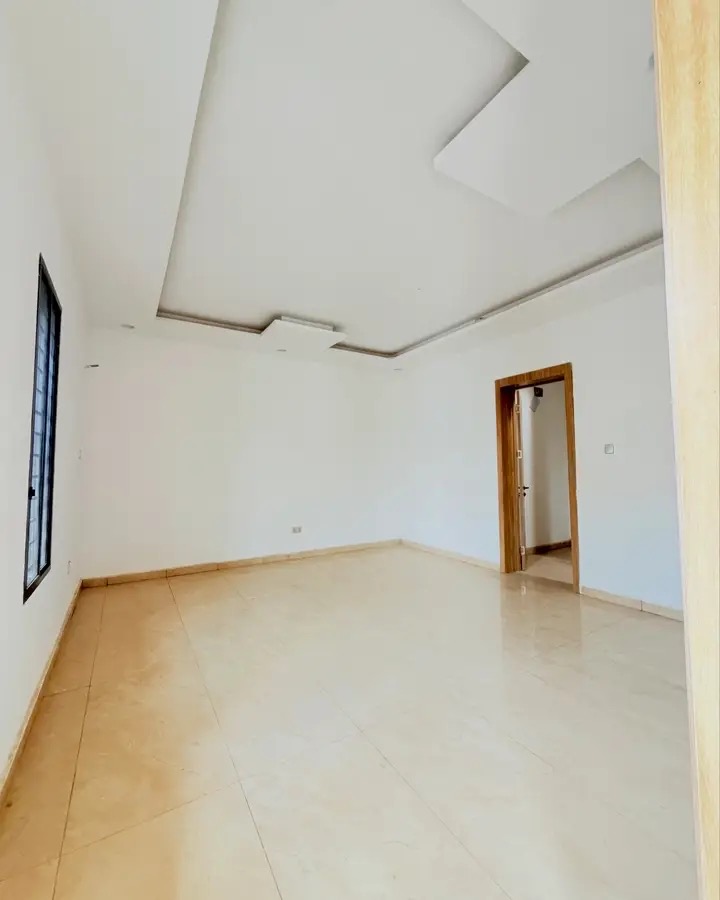 3bedroom semi detached duplex  - image 5