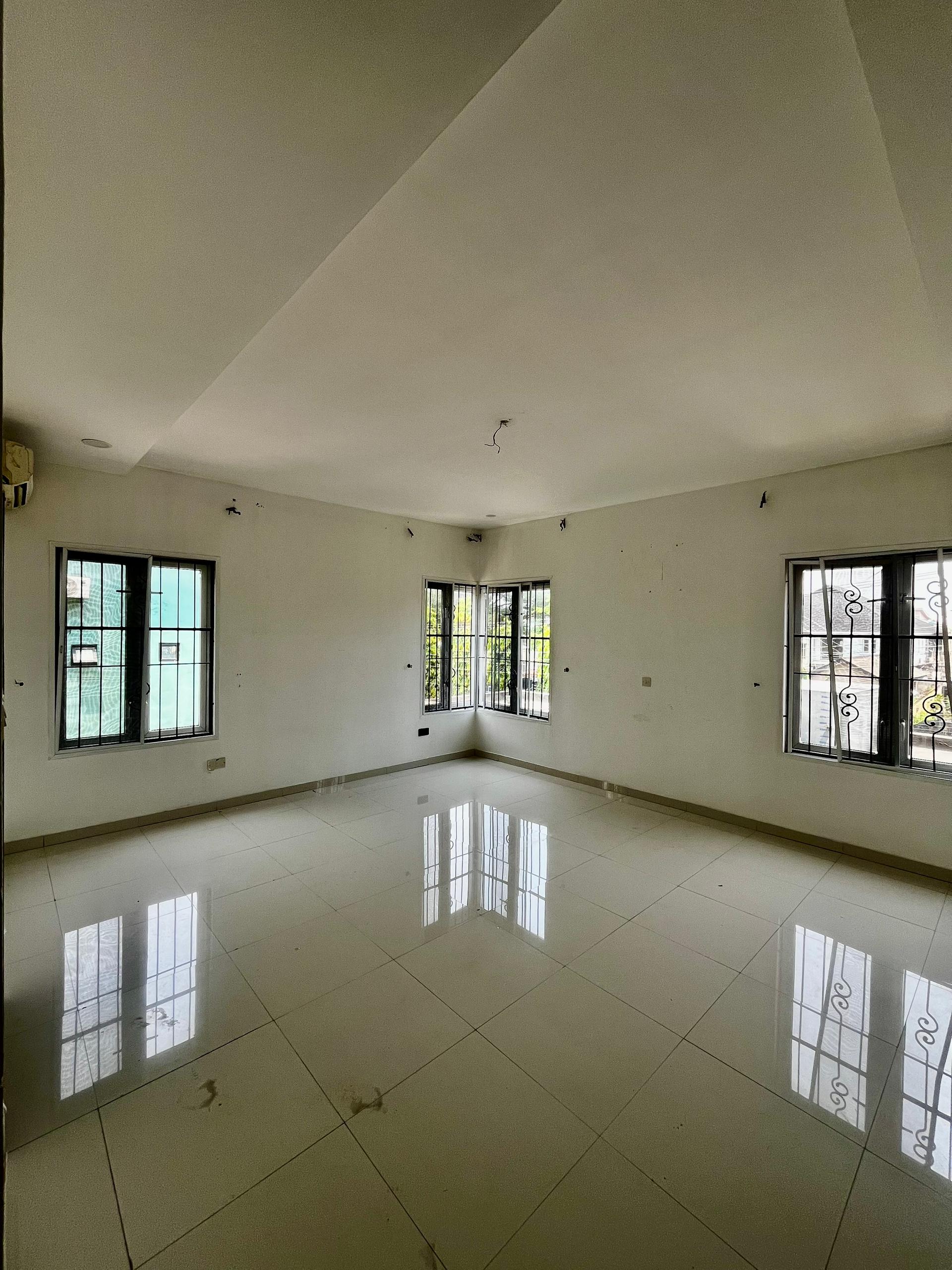 Modernity built 3-bedroom apartments to let