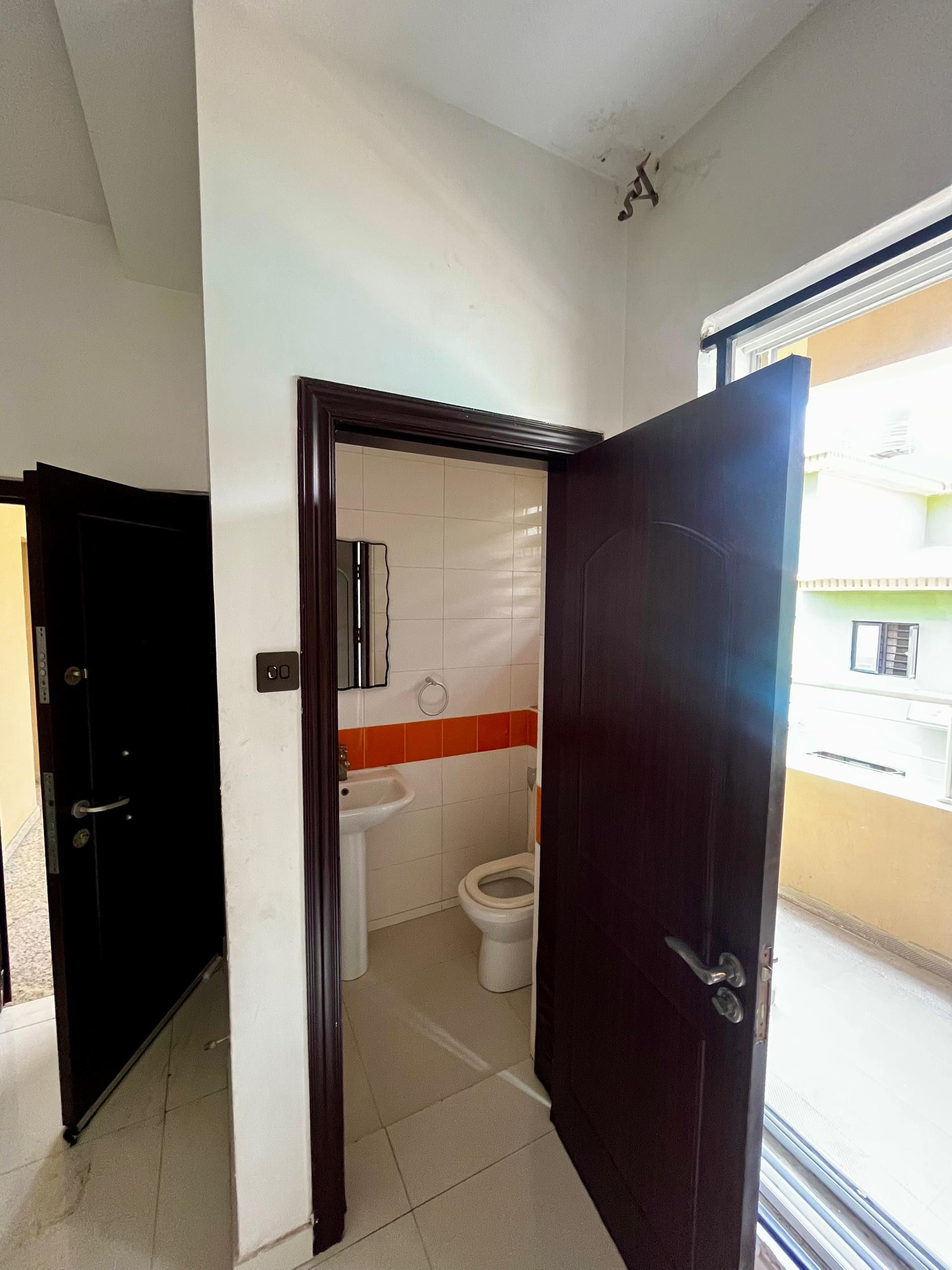 Modernity built 3-bedroom apartments to let