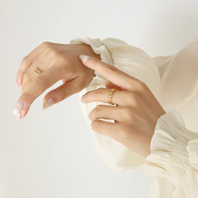 Efterårsblads Serenade ring 18k guldbelagt