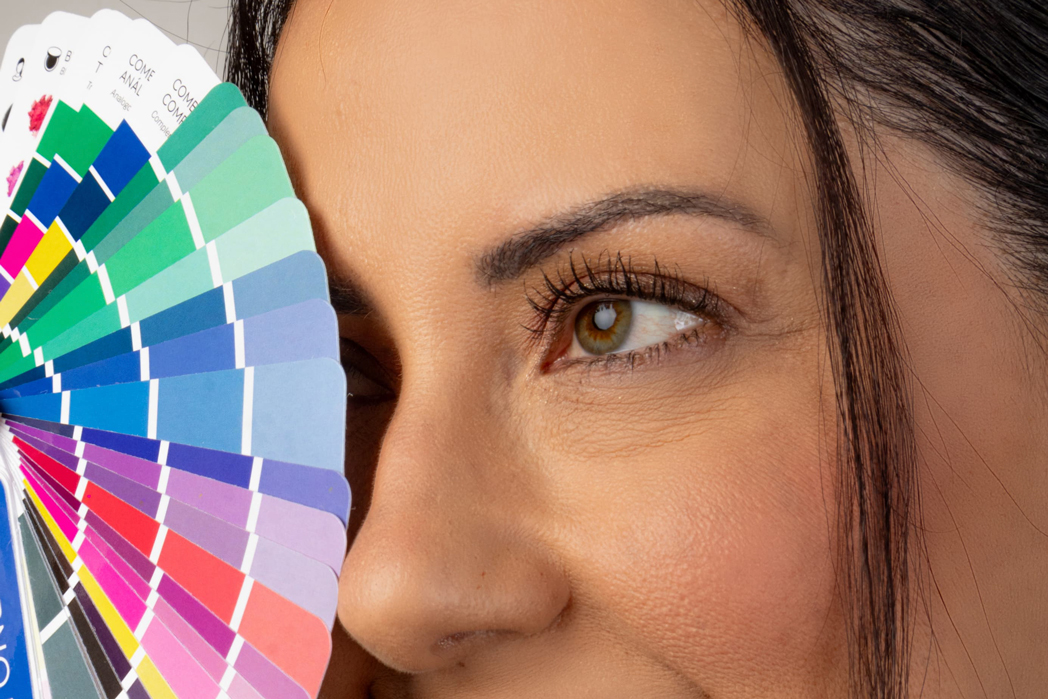 Fernanda Canuto em seu espaço de beleza