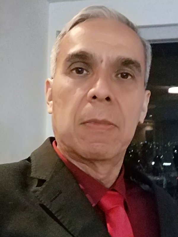 Luis Eduardo Garza Castañón