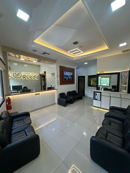 Atención personalizada por especialistas.