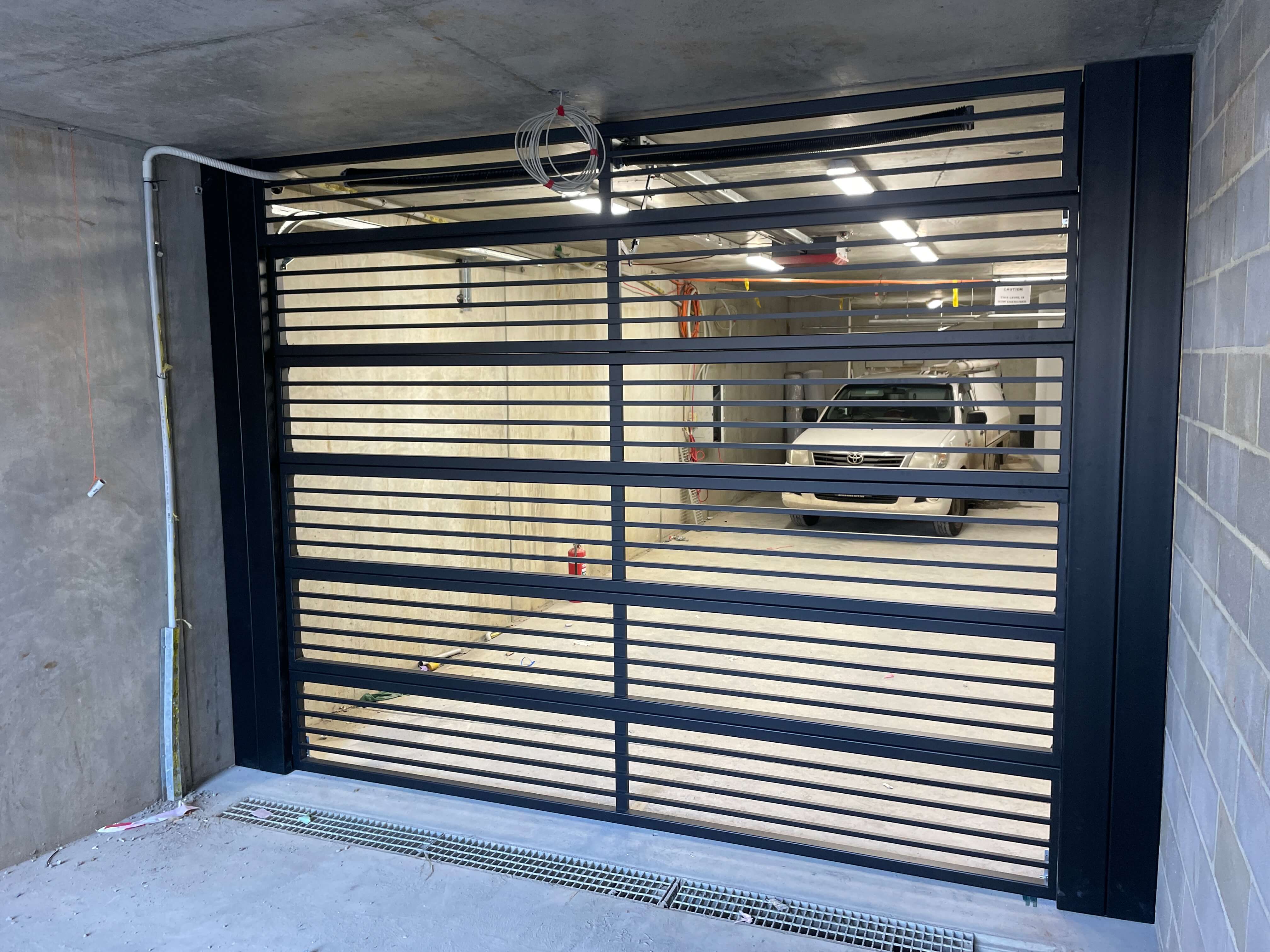 Black Ace Horizontal Bar Grille.