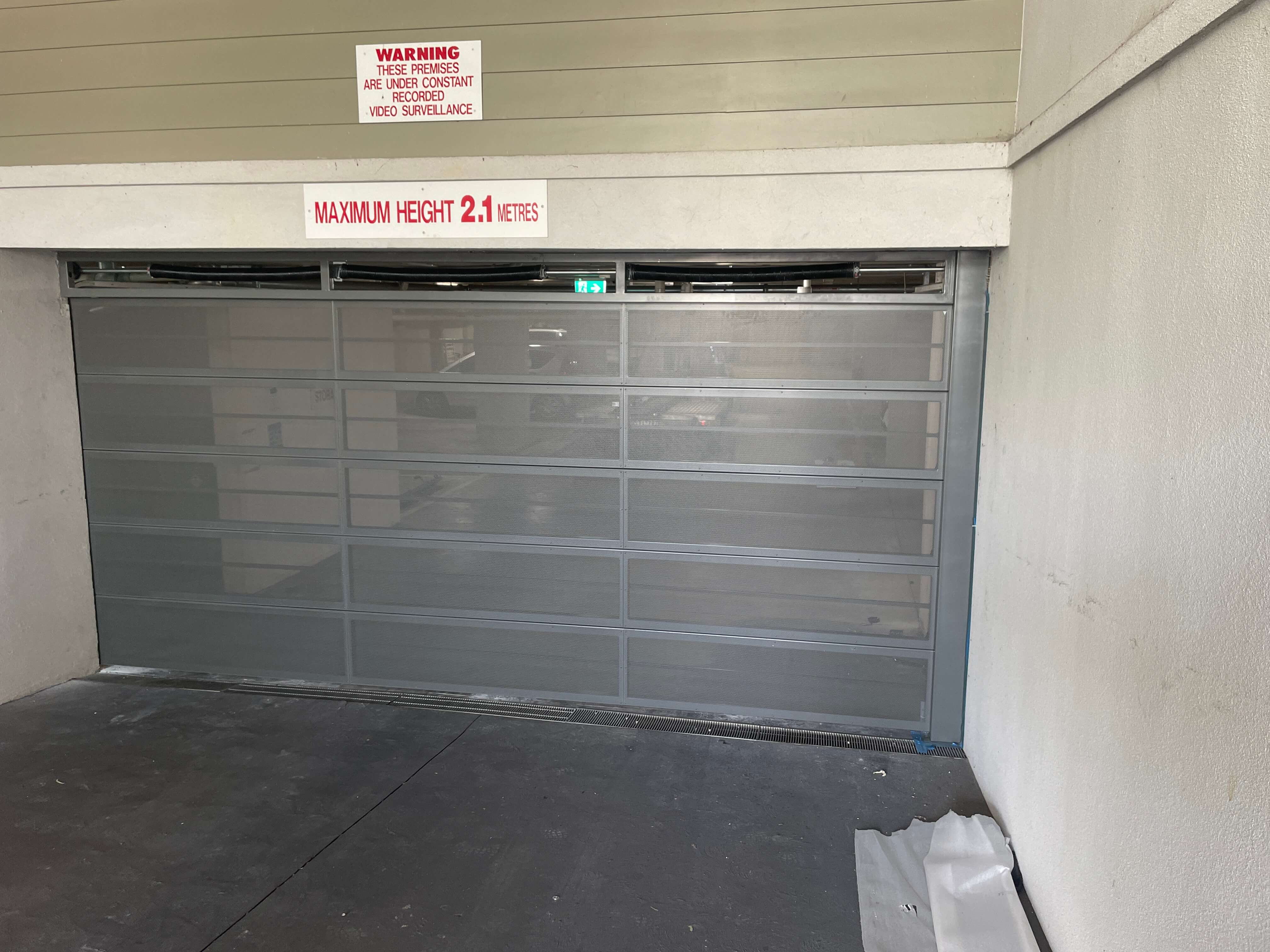 Woodland Gray Mesh Bar Grille.