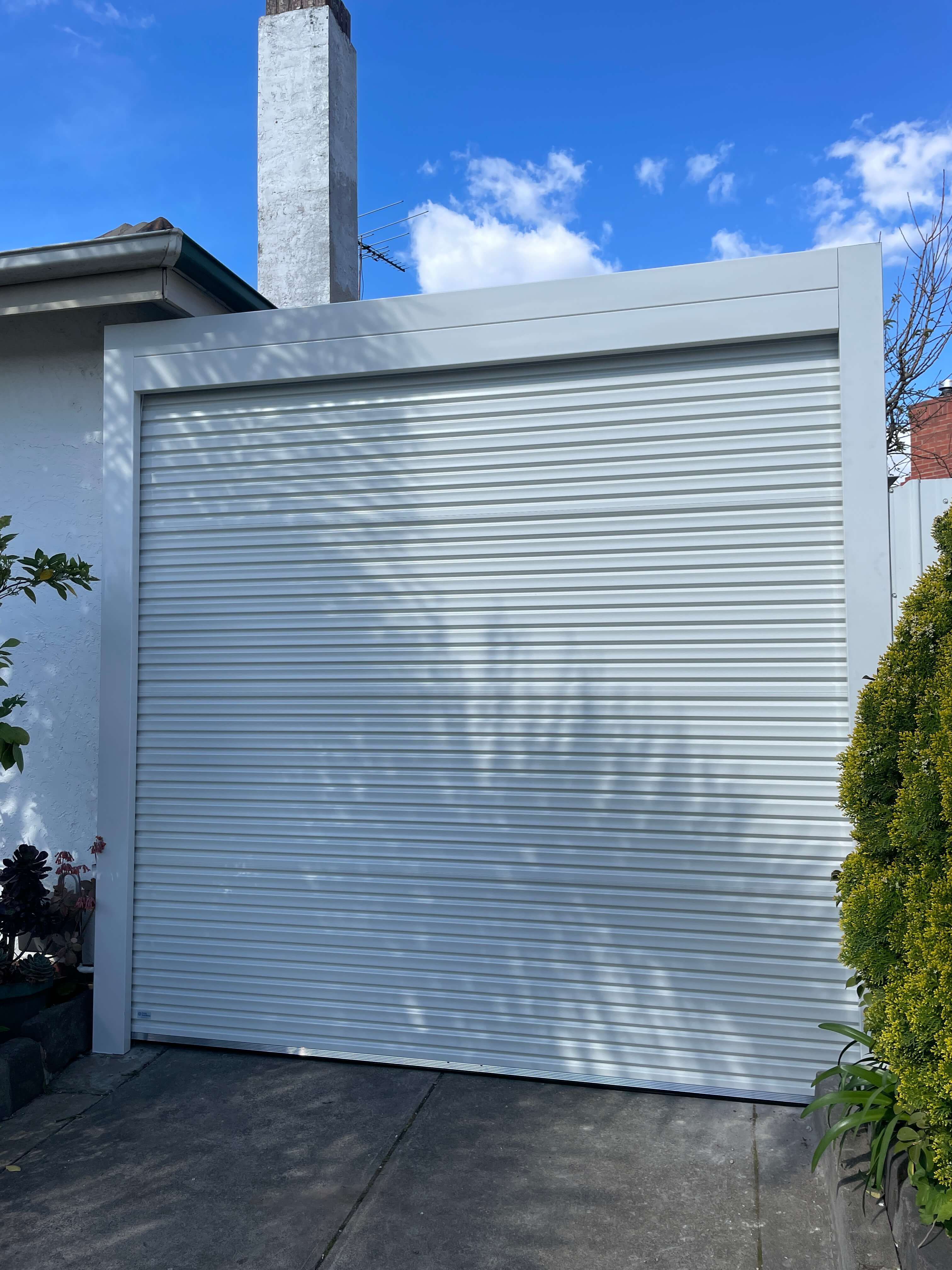 Freestanding Surfmist Roller Door Alternate View.