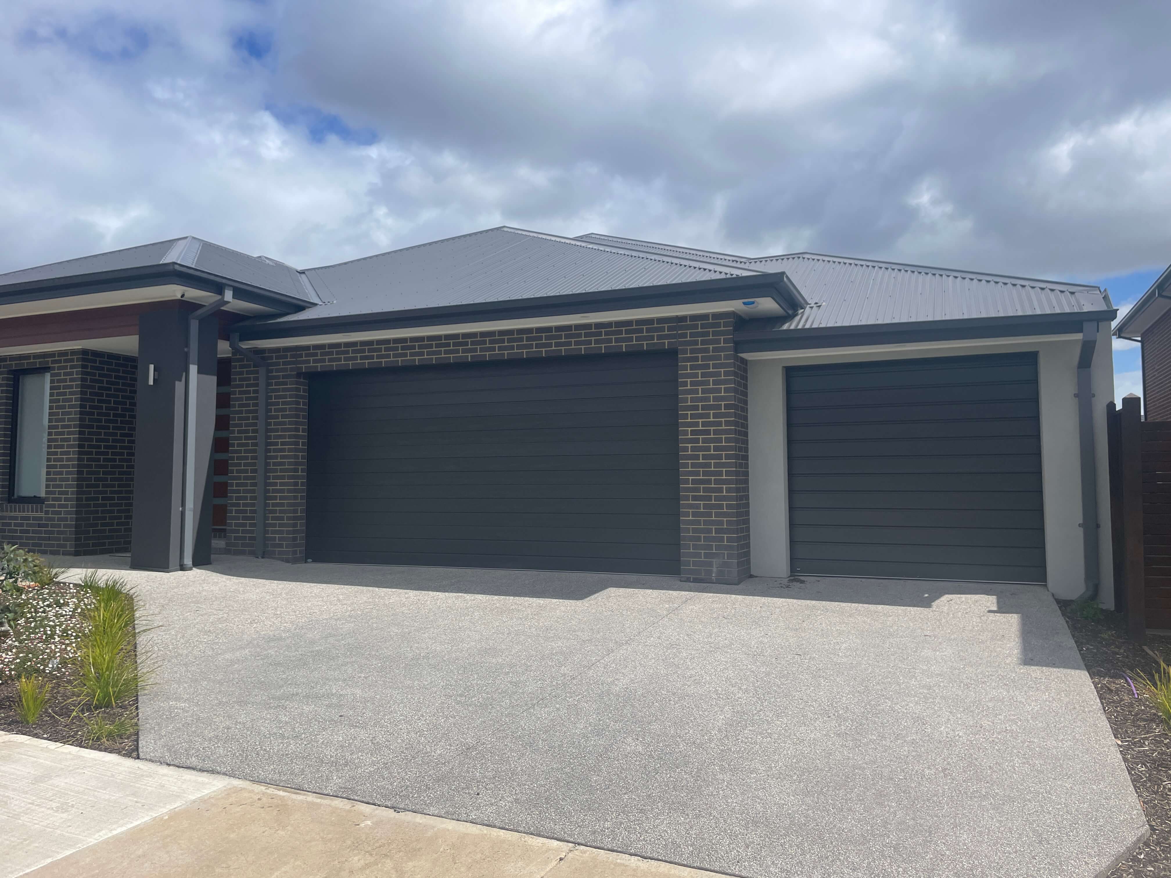Neo Monument Roller Door detail.