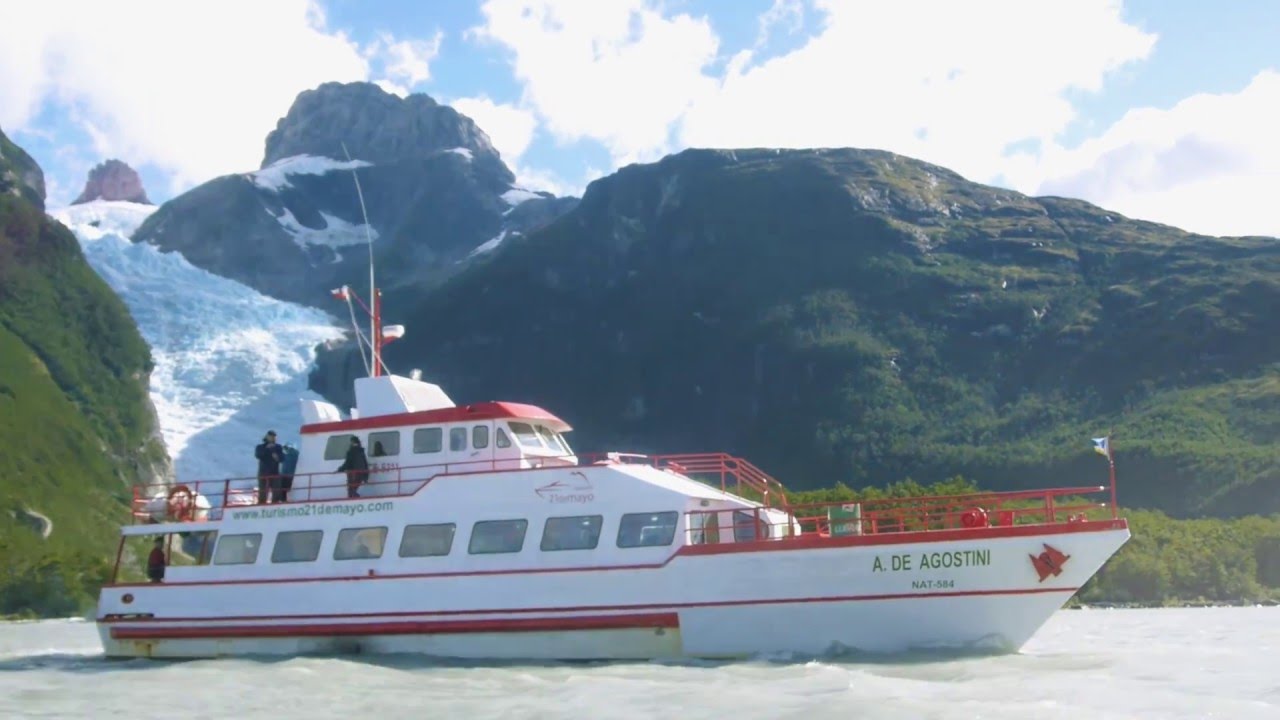 Navegación Glaciares Balmaceda y Serrano: Travesía por el Seno de Última Esperanza