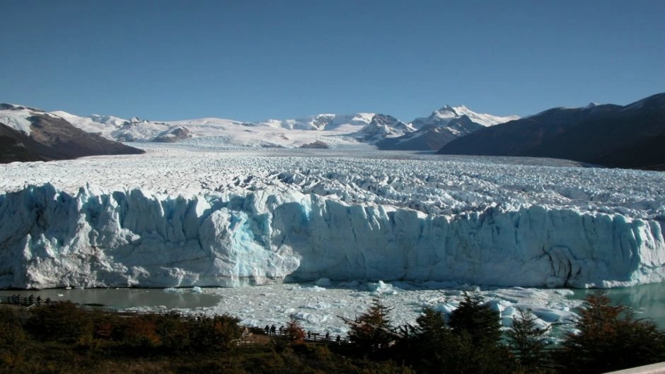 Full Day Perito Moreno Glacier: The Unique Spectacle of Eternal Ice