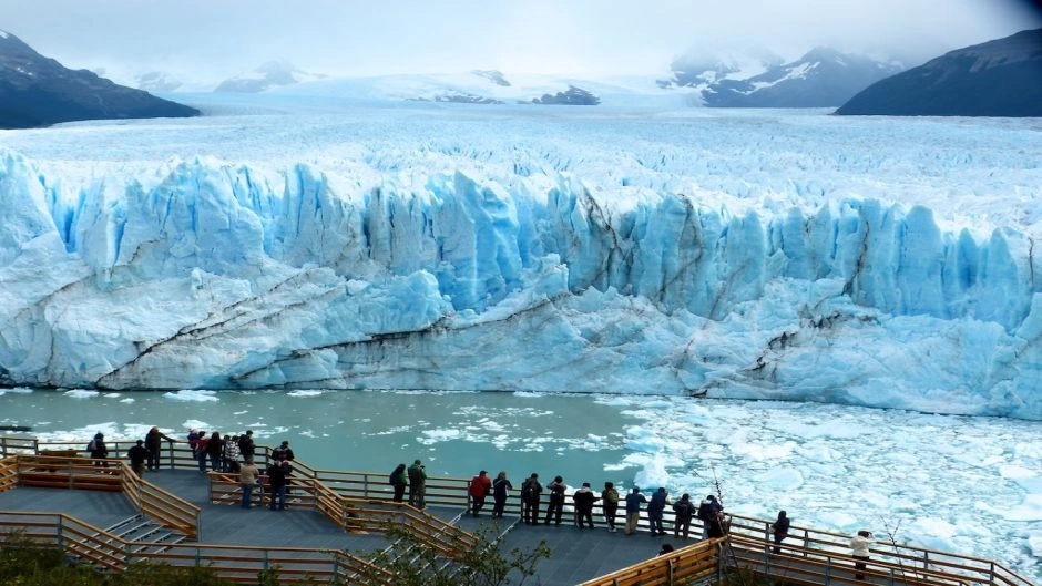 Full Day Perito Moreno Glacier: The Unique Spectacle of Eternal Ice 2