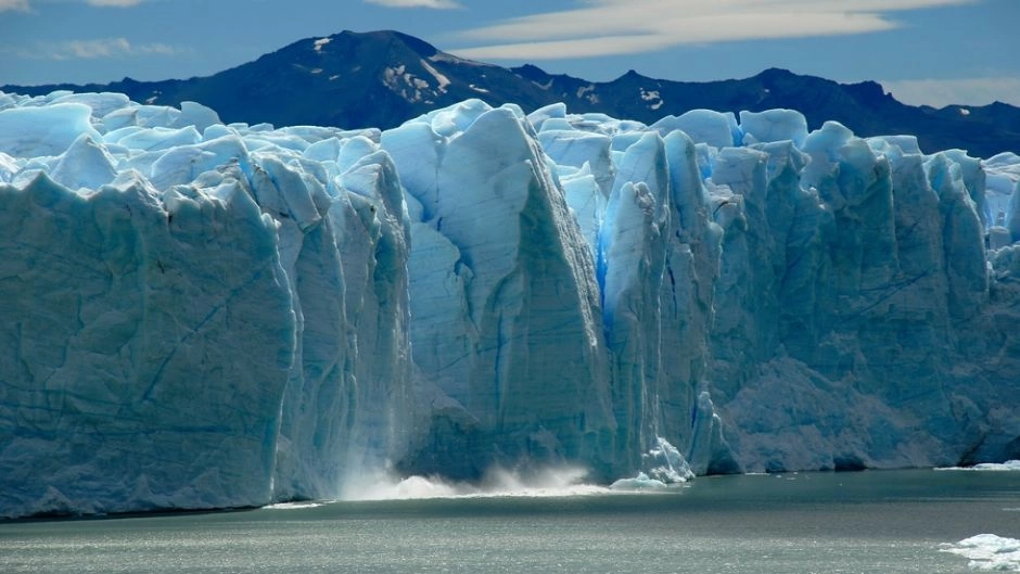 Full Day Perito Moreno Glacier: The Unique Spectacle of Eternal Ice 3