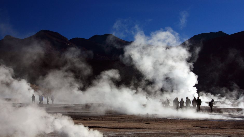 Magical Sunrise at Geysers del Tatio + Breakfast and Andean Village of Machuca
