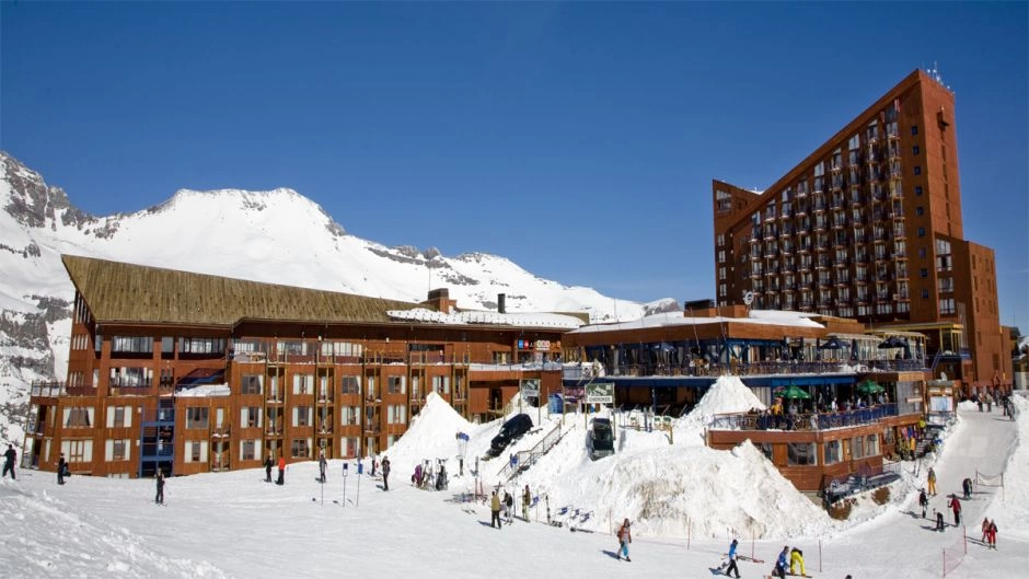 Tour Valle Nevado: La Ruta Panorámica a los 40 Curvas y 3.000 Metros