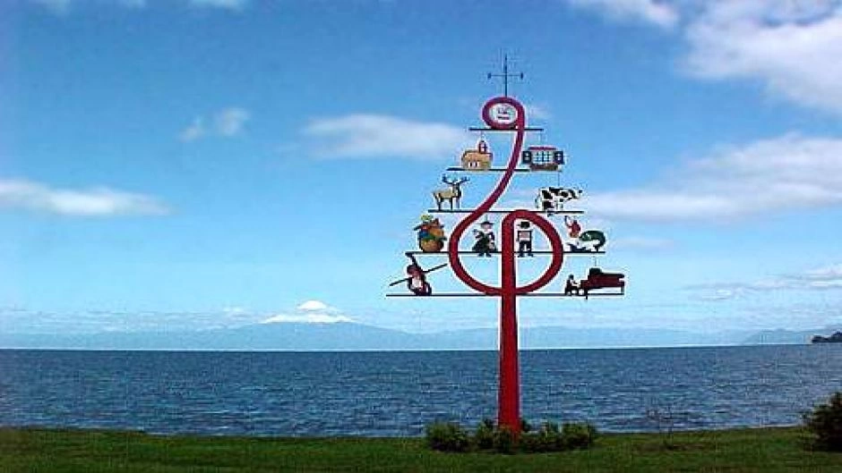 Frutillar and Llanquihue Tour: Bavarian Charm Facing the Volcanoes 2