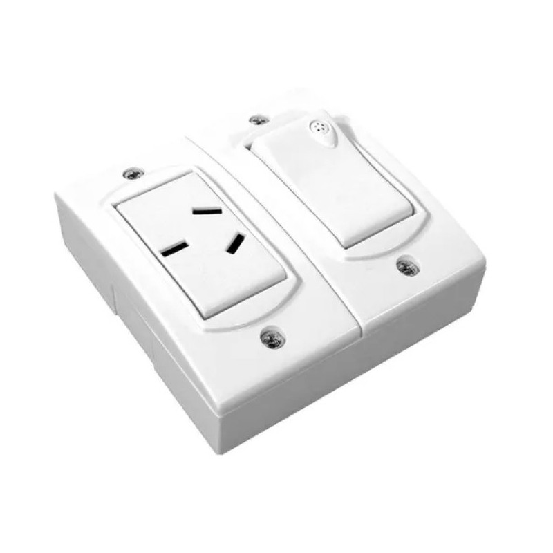 Punto y toma de exterior Jeluz