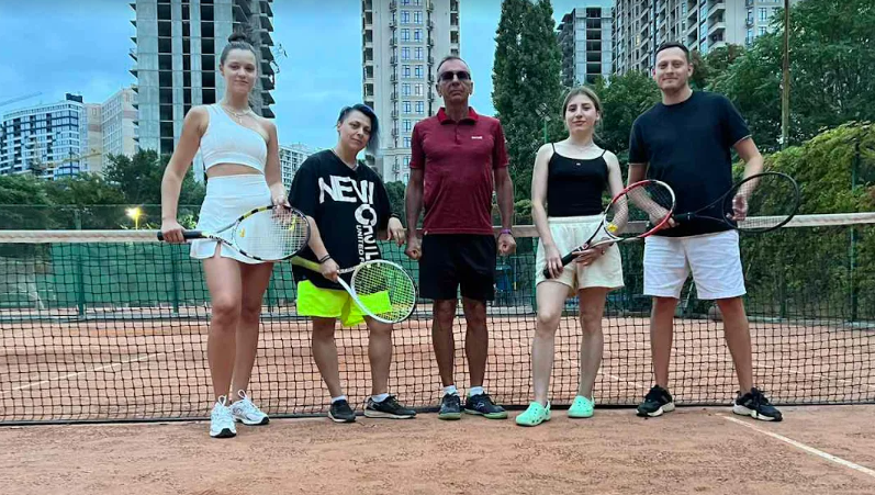 Теннисный корт САЛЮТ