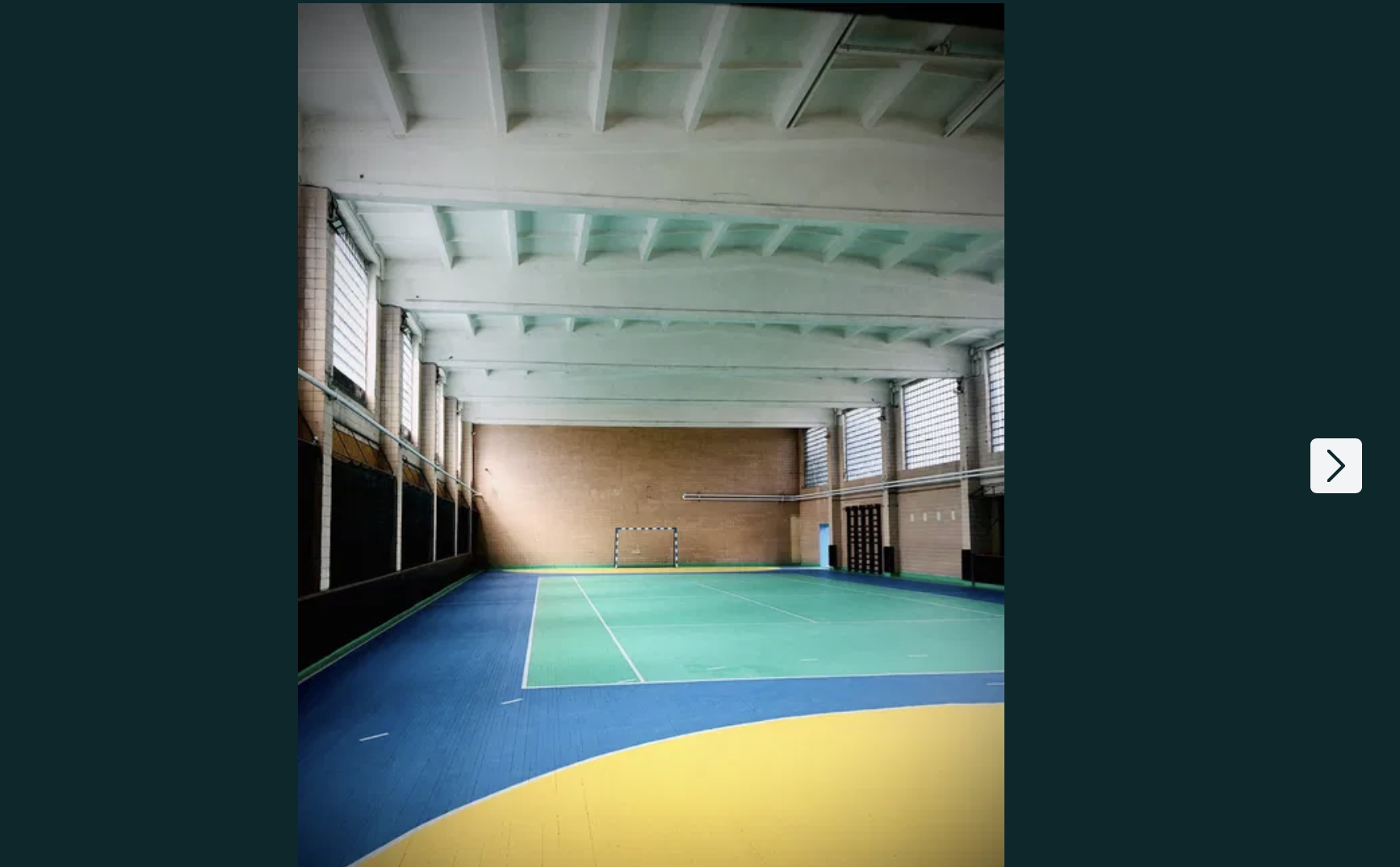 Зал для футболу, тенісу, волейболу