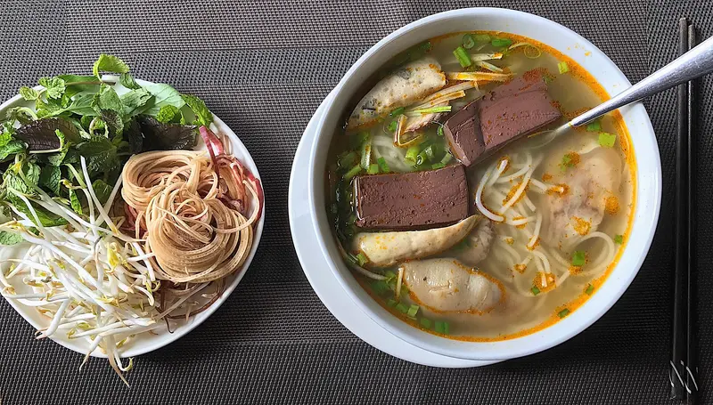 Bún bò Huế