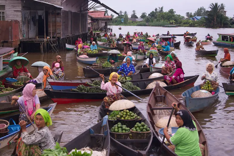 Pasar Terapung Lok Baintan