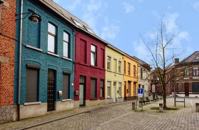 Mons