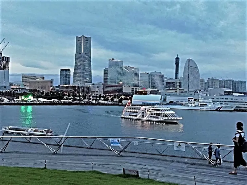 Minato Mirai und Landmark Tower