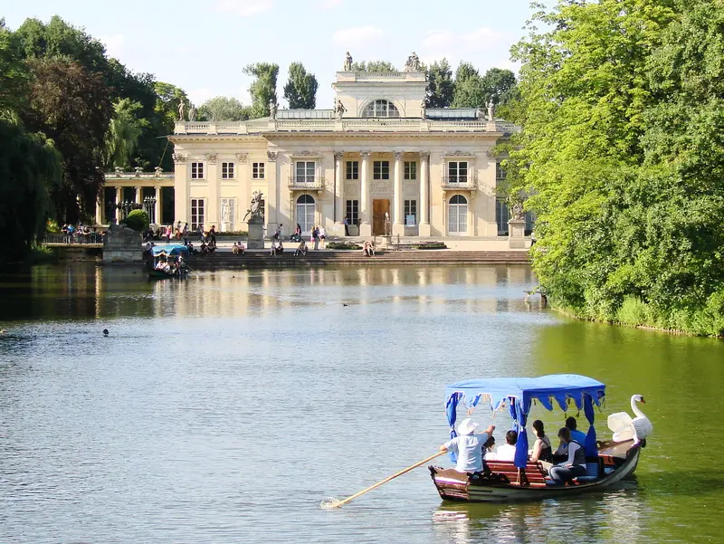 Łazienki Park (Łazienki Królewskie)