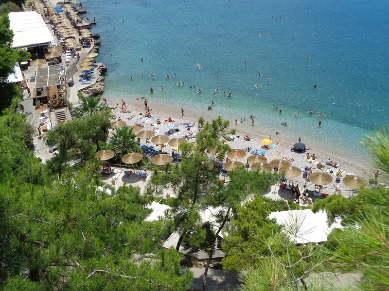 Arvanitia Promenade