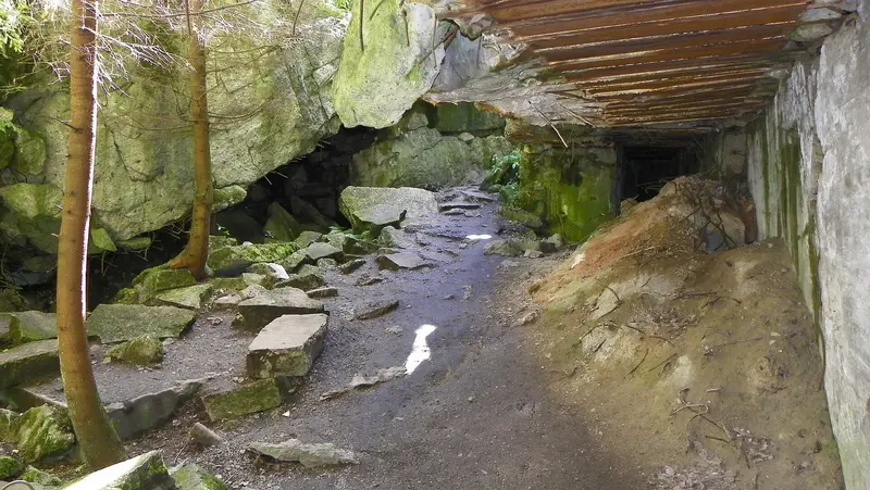 Wolfsschanze (Wilczy Szaniec)