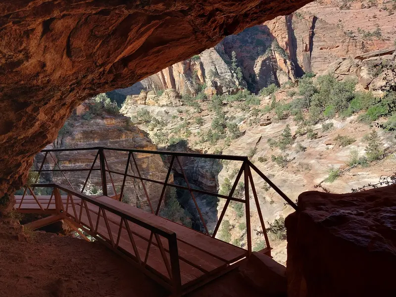 Canyon Overlook Trail