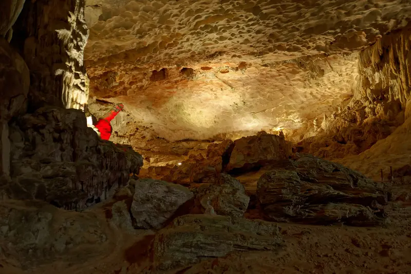 Sửng-Sốt-Höhle