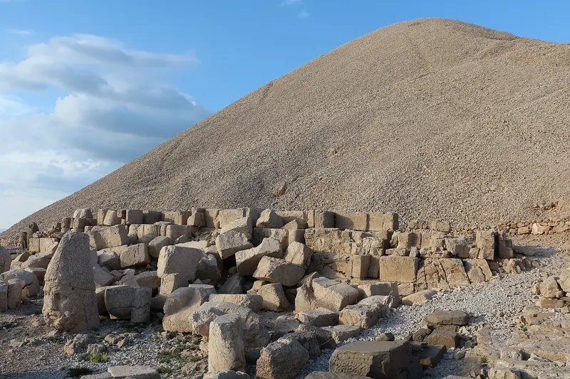Nemrut Dağı