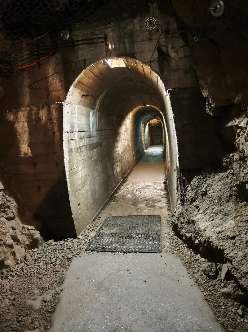 Underground Passages (Podziemia)