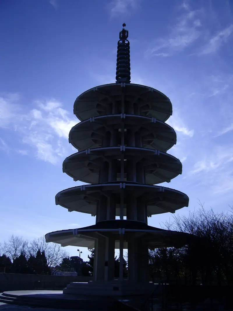 Peace Pagoda und Japan Center