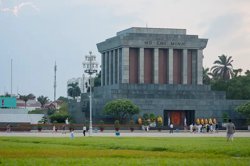 Hồ-Chí-Minh-Mausoleum