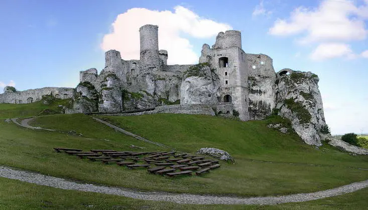 Burg Ogrodzieniec (Zamek Ogrodzieniec)