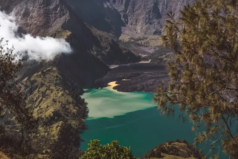 Crater Falls